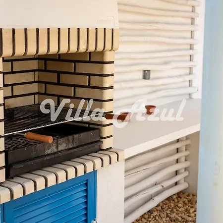 Elegant With Private Pool In Quarteira *