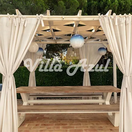 Elegant With Private Pool In Quarteira Villa