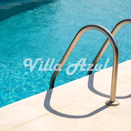 Elegant With Private Pool In Quarteira Villa