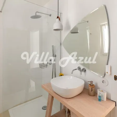 Elegant With Private Pool In Quarteira