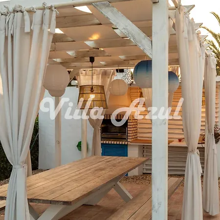Elegant With Private Pool In Quarteira Vilamoura