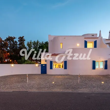 Elegant With Private Pool In Quarteira Vilamoura