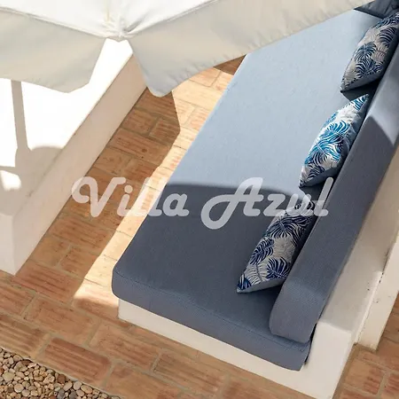Elegant With Private Pool In Quarteira Villa