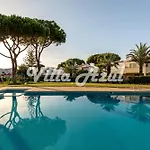 Elegant With Private Pool In Quarteira Vilamoura