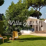 Elegant With Private Pool In Quarteira Villa Vilamoura