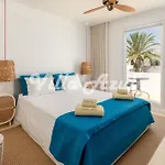 Elegant With Private Pool In Quarteira *