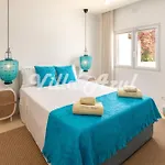 Elegant With Private Pool In Quarteira *