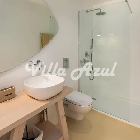 Elegant With Private Pool In Quarteira Vilamoura